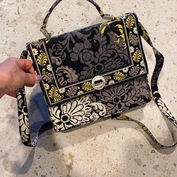 Vera Bradley purse 10” x 9” x 3.5” - Picture 5 of 6